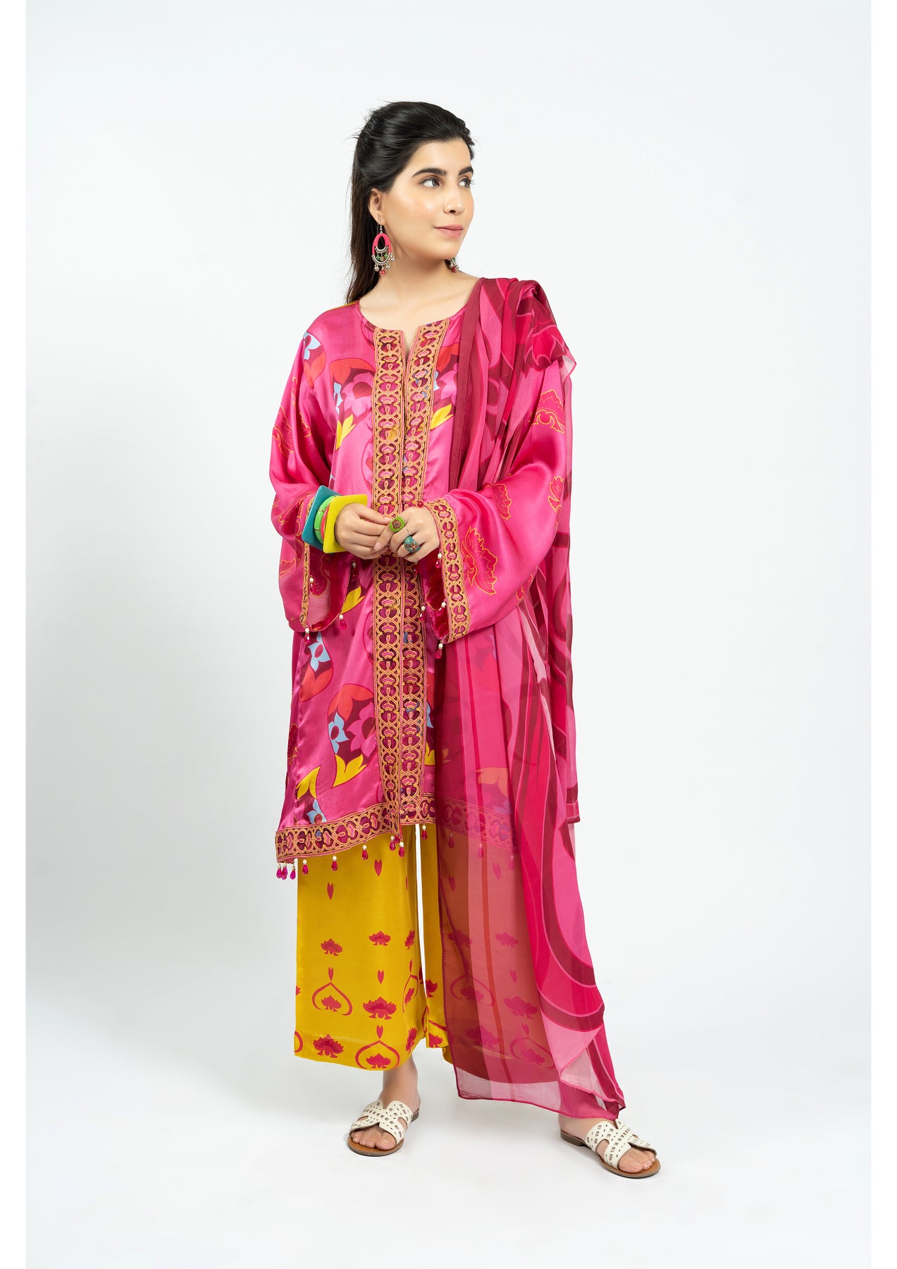 Pakistani suits in Abu Dhabi online in uAE